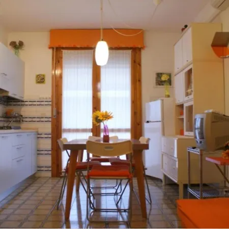 In A With Pool דירה *